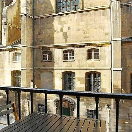 Hotell Charming Louvre Museum / Concorde