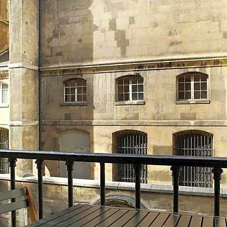 酒店 Charming Louvre Museum / Concorde